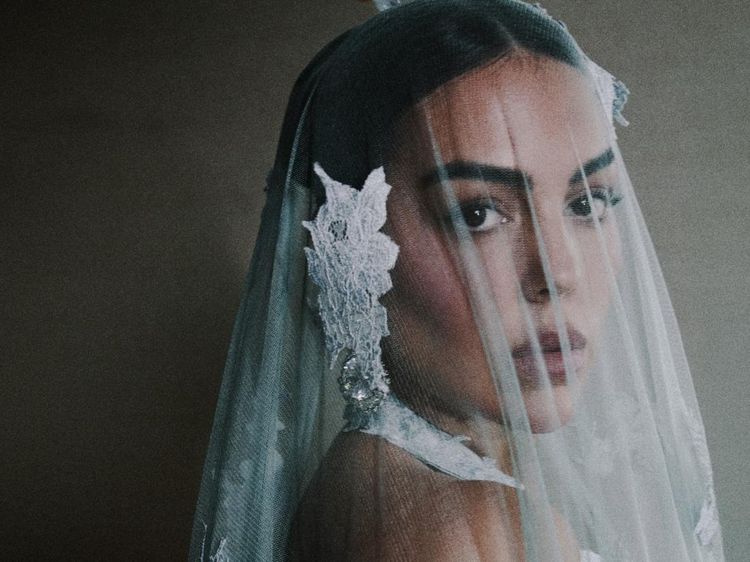 Georgina Rodriguez Jadi Pengantin di Met Gala, Terinspirasi Bunda Maria