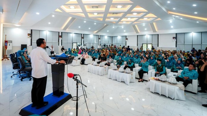 Gubernur Sulsel Andi Sudirman Sulaiman Monitoring dan Evaluasi Imunisasi Zero Dose di Rujab Bupati Gowa.