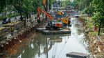 Normalisasi Kali Cideng Dikebut, Lumpur Dikeruk dan Turap Dipasang