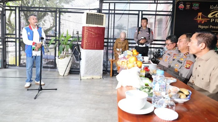 Ketua Asosiasi Driver Online (ADO) Sumatera Selatan, Asrul