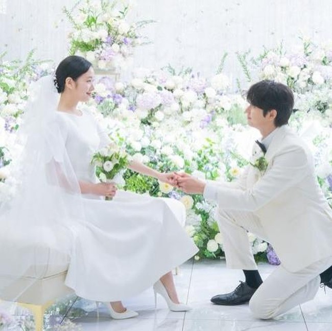 Foto: Kim Go Eun Pamit dari Yumis Cells, End Game Dinikahi Brondong Tampan