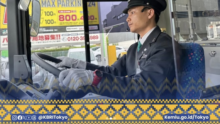 Orang Indonesia jadi pengemudi bus di Jepang