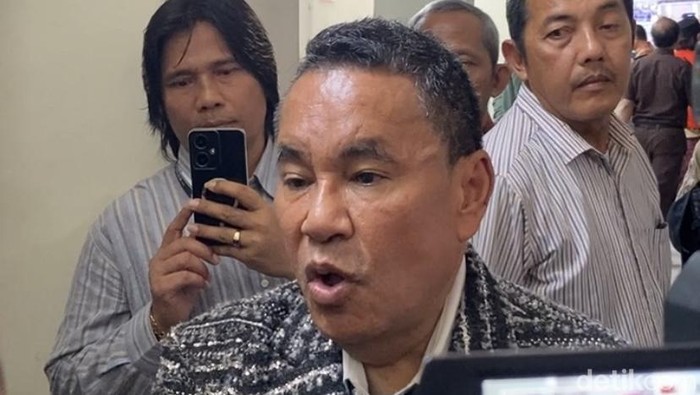 Pengacara duo bos PT Sritex, Hotman Paris Hutapea di Pengadilan Tindak Pidana Korupsi Kota Semarang, Kecamatan Semarang Barat, Kota Semarang, Rabu (6/5/2026).