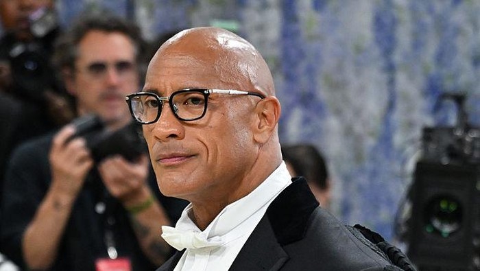 Dwayne Johnson di Met Gala 2026 yang diadakan di Museum Metropolitan pada 4 Mei 2026 di New York, New York.
