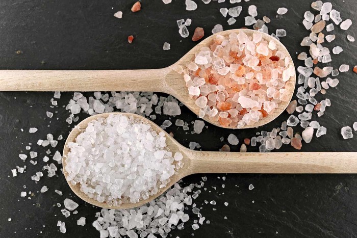 Pink Salt Lagi Tren, Benarkah Lebih Sehat dari Garam Putih? Ini Faktanya!