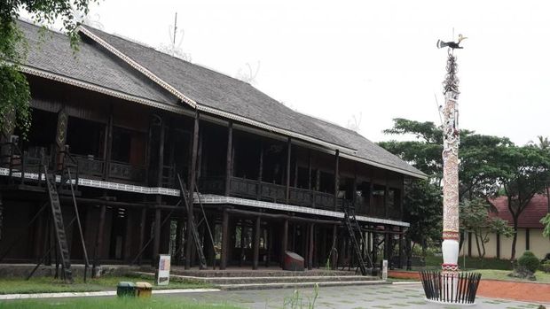 Rumah Lamin. (Banhub Pemprov Kaltim)