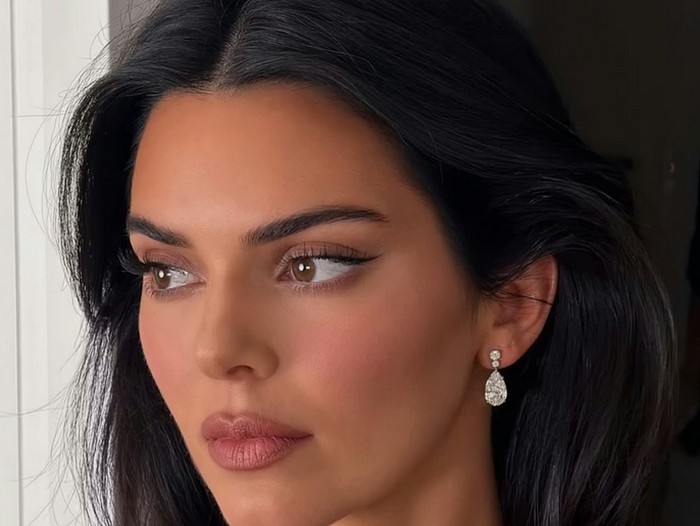 Suede Bronzer Makeup