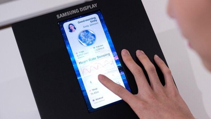 Teknologi display Sensor OLED dari Samsung yang dapat mengukur detak jantung dan tekanan darah