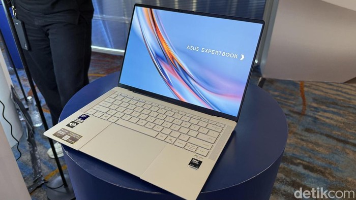 Asus ExpertBook Ultra