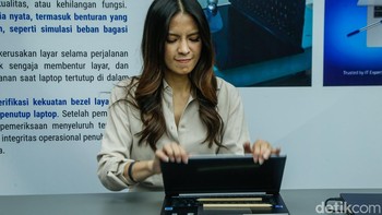 Pada setiap gate tersebut pengunjung dikenalkan seluruh kecanggihan hingga material yang digunakan untuk laptop Asus ExpertBook Ultra.