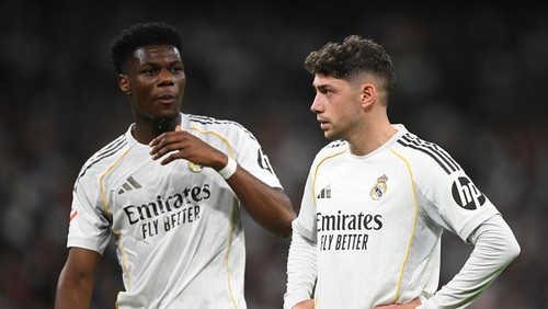 MADRID, SPAIN - APRIL 10: Aurelien Tchouameni and Federico Valverde of Real Madrid look on during the LaLiga EA Sports match between Real Madrid CF and Girona FC at Estadio Santiago Bernabeu on April 10, 2026 in Madrid, Spain. (Photo by Denis Doyle/Getty Images)