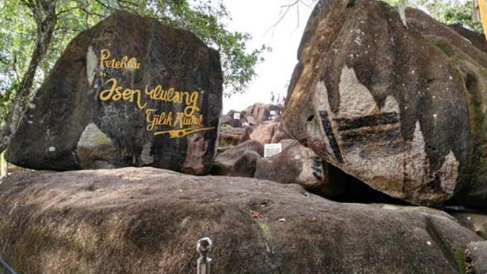 Bukit Batu Kasongan di Kabupaten Katingan, Kalimantan Tengah.
