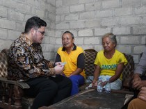 Hanya Tinggal Berdua, Pasutri Tunanetra di Kediri Dikunjungi Mas Dhito