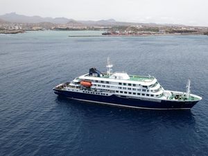 Wabah Virus Hanta di MV Hondius, Kapten Tersentuh Solidaritas Kru-Penumpang