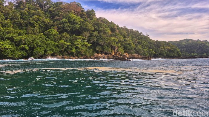 Gugusan Pulau Kunti di Kawasan Cagar Alam Cibanteng