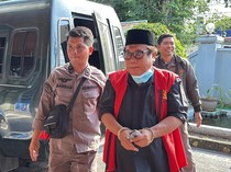 Penjara 8 Bulan untuk Eks Bupati Lombok Tengah di Kasus Penipuan