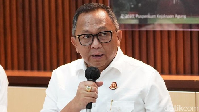 Kejati Sumsel Kepala Kejati Sumsel Ketut Sumedana