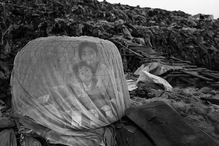 Deretan Karya Jawara Kontes Foto Hitam Putih yang Bikin Takjub
