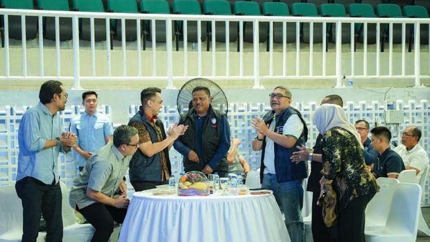 Korlantas Polri hari ini menggelar silaturahmi bersama insan media melalui olahraga bulutangkis