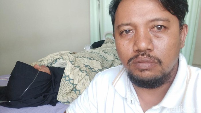 Mata Wawan Awaludin kembali normal usai disembur kobra