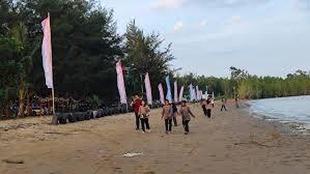 Pantai Marang Kaliorang. (Pemkab Kutim)