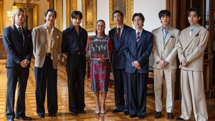 BTS memenuhi undangan Presiden Meksiko, Claudia Sheinbaum ke Istana Negara sebelum gelaran tur konser ARIRANG.