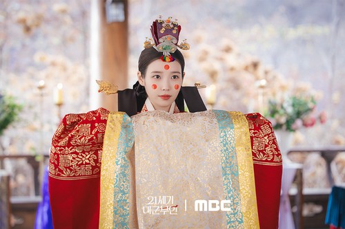 Adegan Royal Wedding dalam drama Korea Perfect Crown.