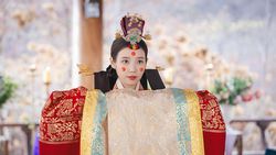 MBC Rilis Lebih Banyak Foto Royal Wedding Perfect Crown