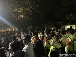 Nobar Pesta Babi di Unram Dibubarkan, Wakil Rektor Minta Nonton Sepakbola