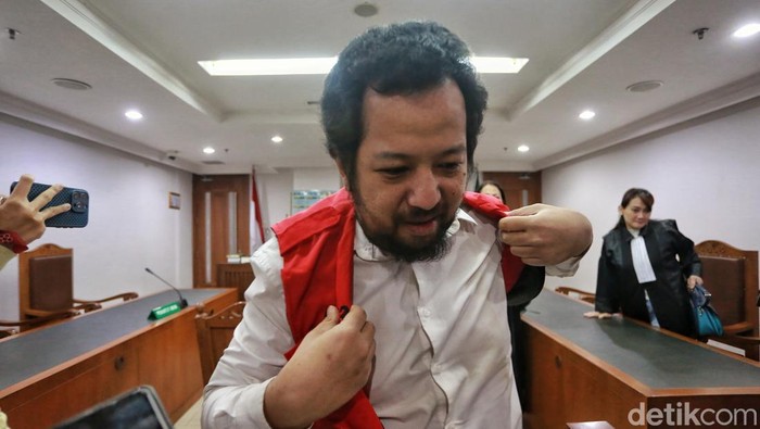 Direktur Utama PT Terra Drone Indonesia, Michael Wishnu Wardhana kembali duduk di kursi terdakwa dalam sidang lanjutan kasus kebakaran kantor Terra Drone yang menewaskan 22 orang, di Pengadilan Negeri (PN) Jakarta Pusat, Kamis (7/5/2026). Agenda sida