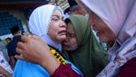 Tangis dan Doa Iringi Keberangkatan Jemaah Haji