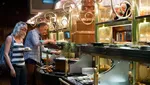 Wow! Resto Buffet Terbesar di Dunia Punya 150 Menu dan Air Mancur Lobster