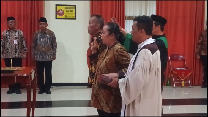 Camat Pule Trenggalek Dwi Ratna Widyawati