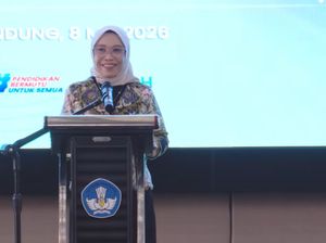 SE Mendikdasmen Tuai Polemik, Bagaimana Nasib Guru Honorer yang Belum Ada di Dapodik?