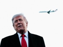 Trump Ngamuk, Kapal AS Diserang Iran di Selat Hormuz