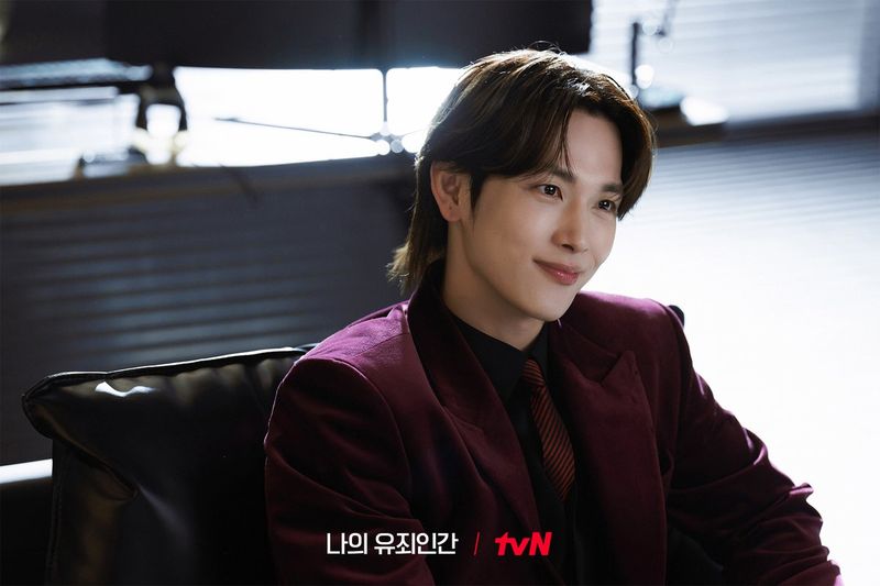 Drama Korea Love in Disguise Pesona Im Siwan, yang menjadi lawan main Seol In Ah di drama Korea Love in Disguise.
