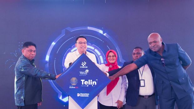 Wamenkomdigi Angga Raka Prabowo meresmikan proyek kabel laut Pukpuk milik anak perusahaan Telkom, Telin di Jayapura, Jumat (8/5/2026).