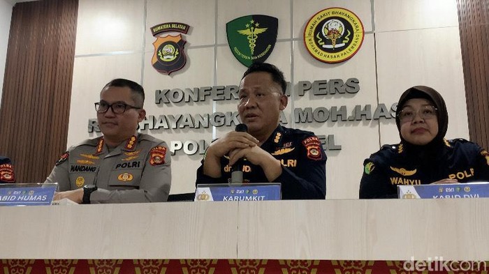 Kepala RS Bhayangkara Mohammad Hasan Palembang Kombes Pol Budi Susanto