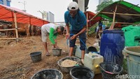 Menurut Said, pada tahun ini penjualan hewan kurban meningkat hampir 100 persen (lebih dari 90%) jika dibanding tahun-tahun sebelumnya.