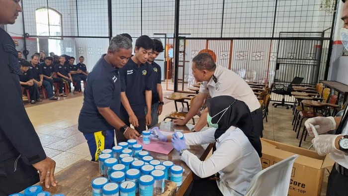 Lembaga Pemasyarakatan Kelas IIA Kuningan menggelar kegiatan Ikrar Pemasyarakatan Bersih dari Handphone Ilegal, Narkoba, dan Penipuan (Dok istimewa).