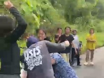 Video Siswi SMP di Mamuju Dikeroyok 3 Pelajar SMA, Pemicunya dari Medsos