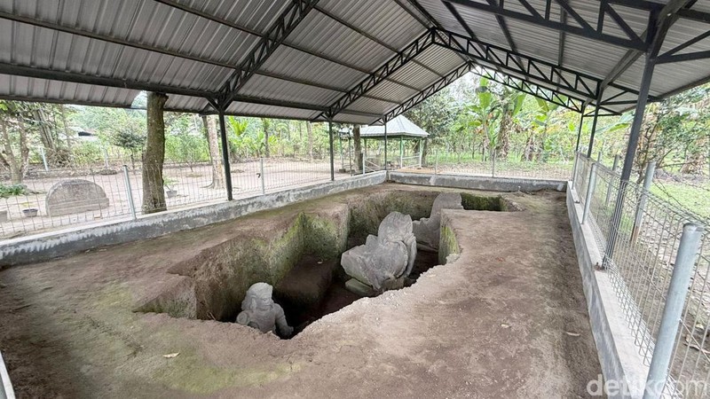 Melihat Situs Adan-adan di Kediri