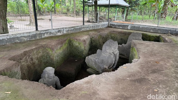 Melihat Situs Adan-adan di Kediri