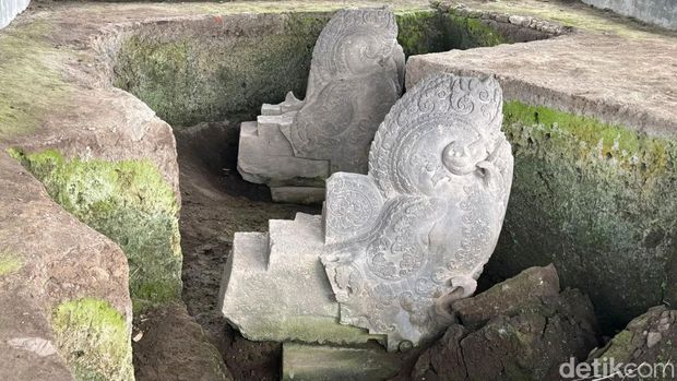 Melihat Situs Adan-adan di Kediri Melihat Situs Adan-adan di Kediri