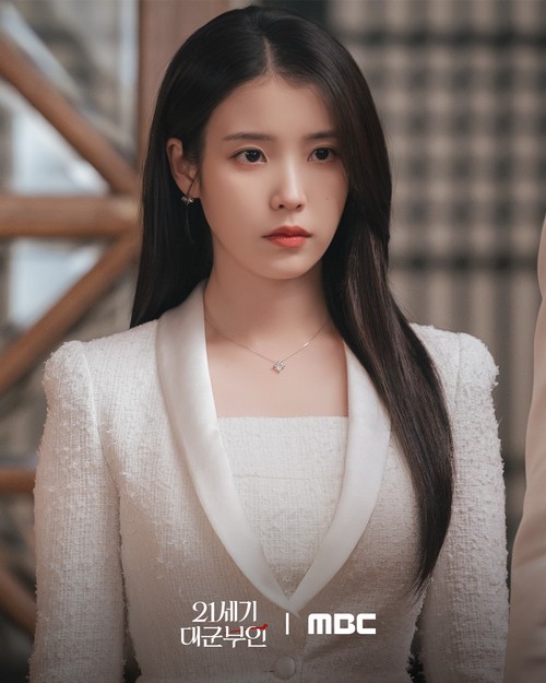 Adegan dalam drama Korea Perfect Crown.
