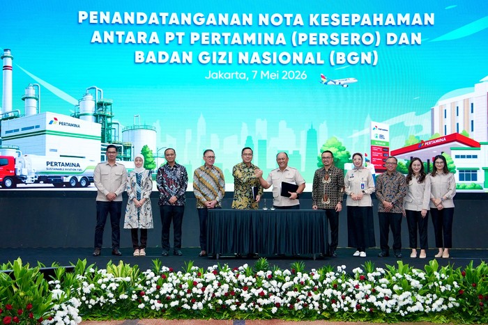 Pertamina & BGN Sinergi Olah Minyak Jelantah Jadi Bahan Bakar Pesawat