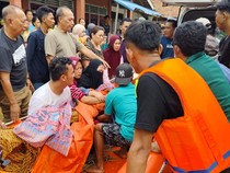 Jenazah Remaja di Muratara Dievakuasi Pakai Perahu Imbas Banjir Satu Meter