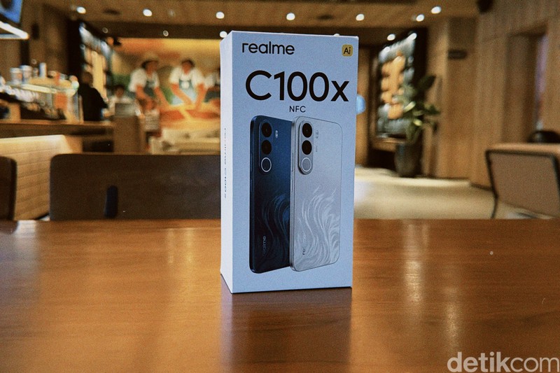 Realme C100i
