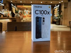 Realme C100x: HP Rp 3 Jutaan Baterai 8.000 mAh