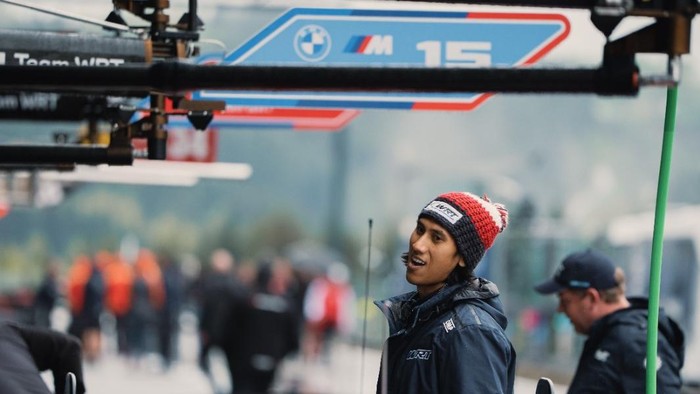 Sean Gelael berharap Team WRT 32 bisa naik podium di 6 Hours of Spa akhir pekan ini.